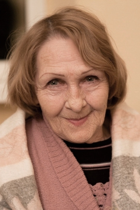 Stalina Lahoshniak backdrop