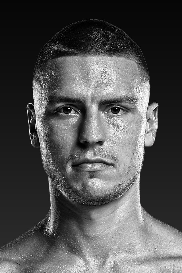 Koen Mazoudier backdrop