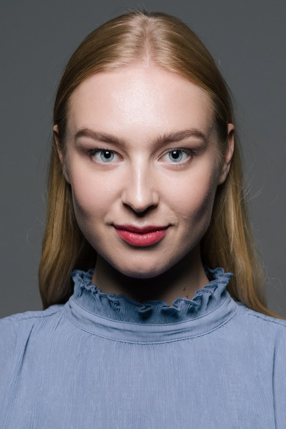 Astra Irene Susi backdrop