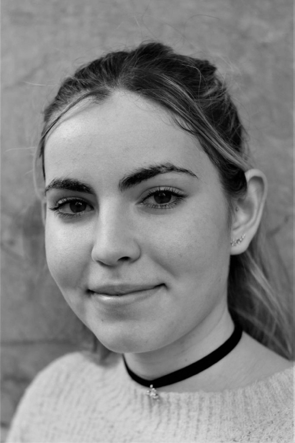 Emma Perelló backdrop