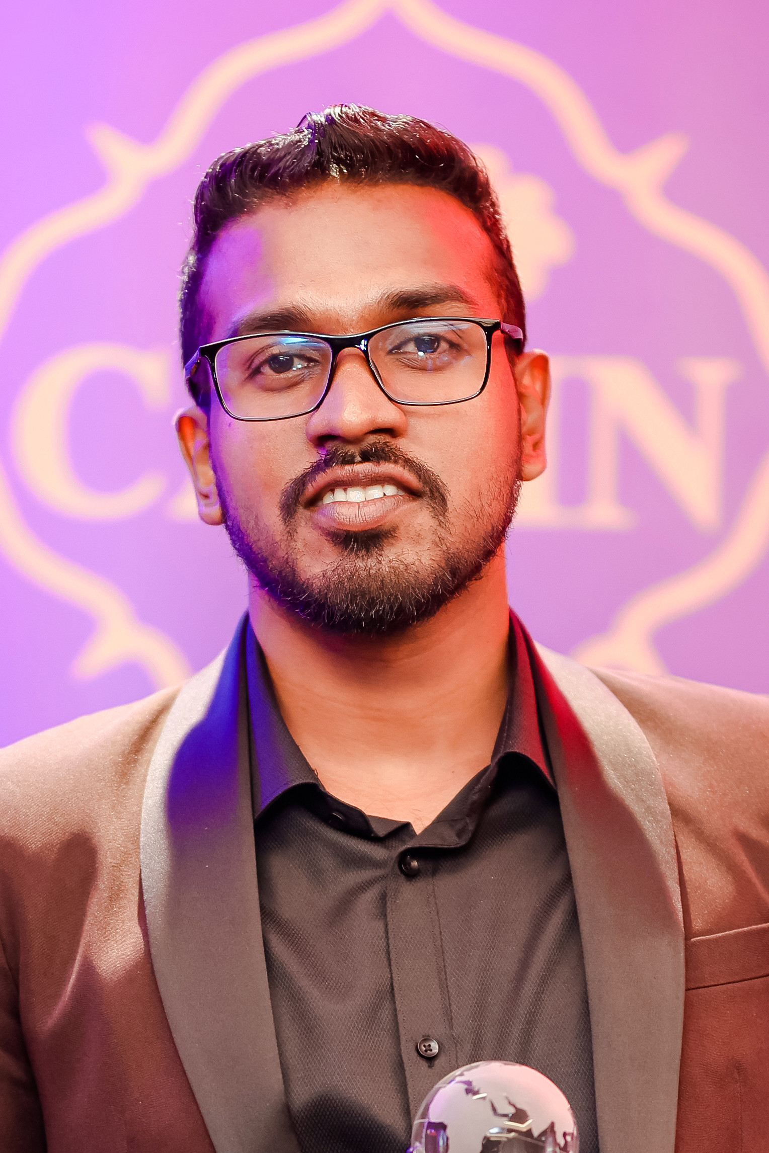 Anushka Rasanjana De Silva backdrop