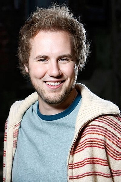 Kyle Labine backdrop