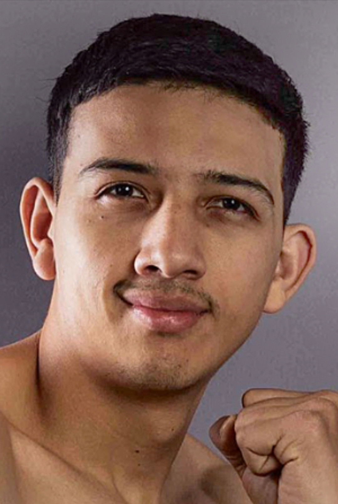 Luis Pineda backdrop