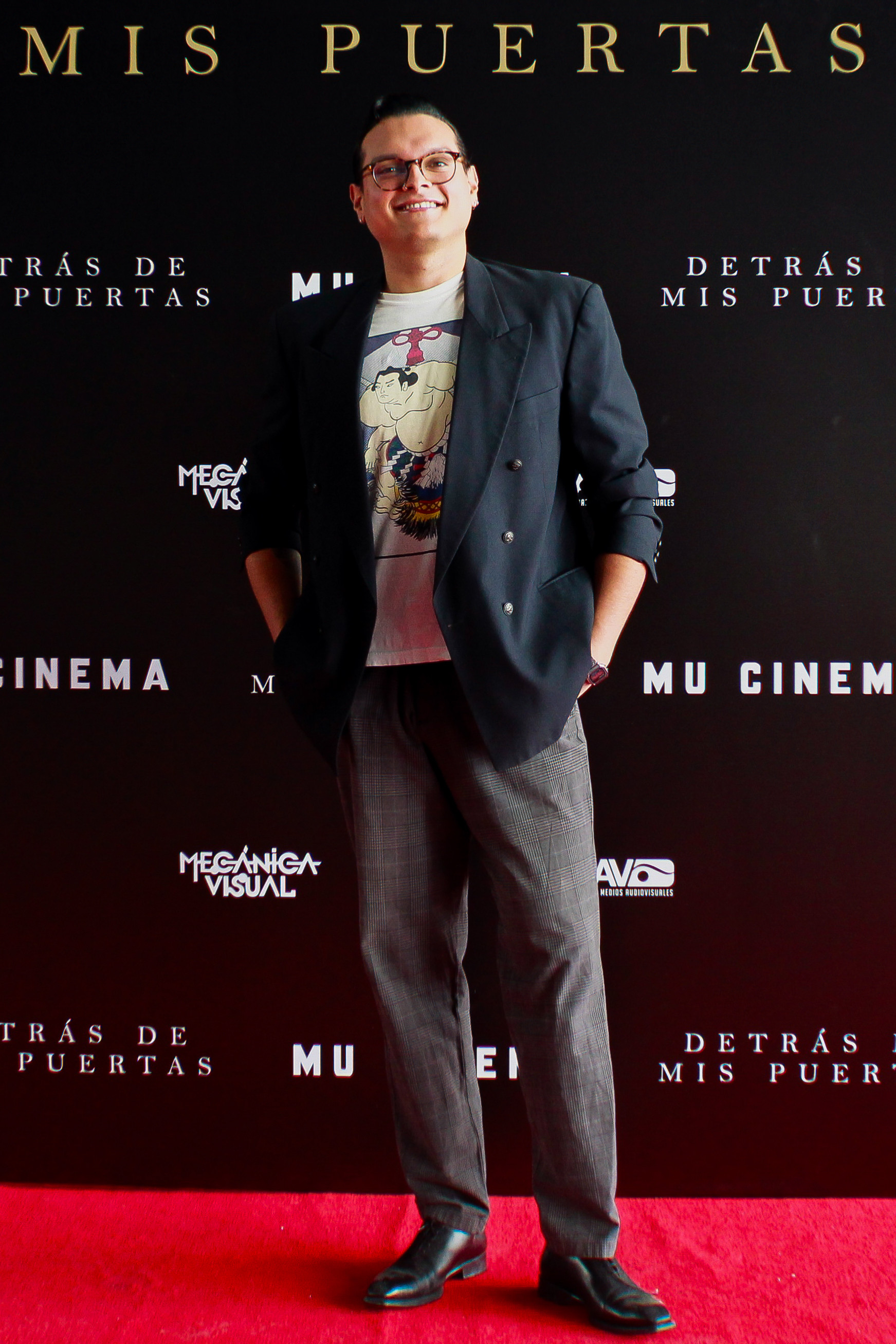 Damian Navarro-Vaca backdrop