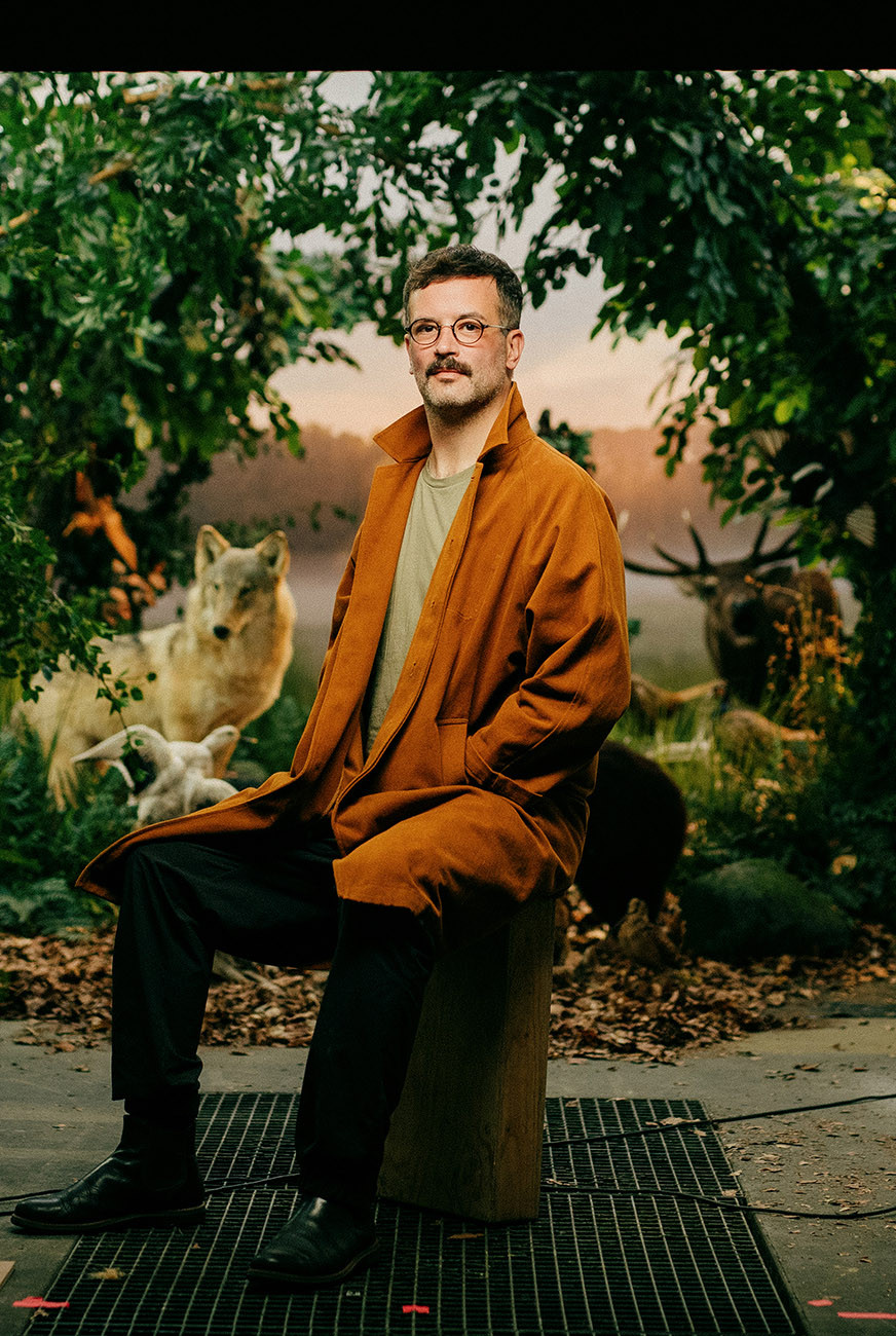 Peter Hammer backdrop