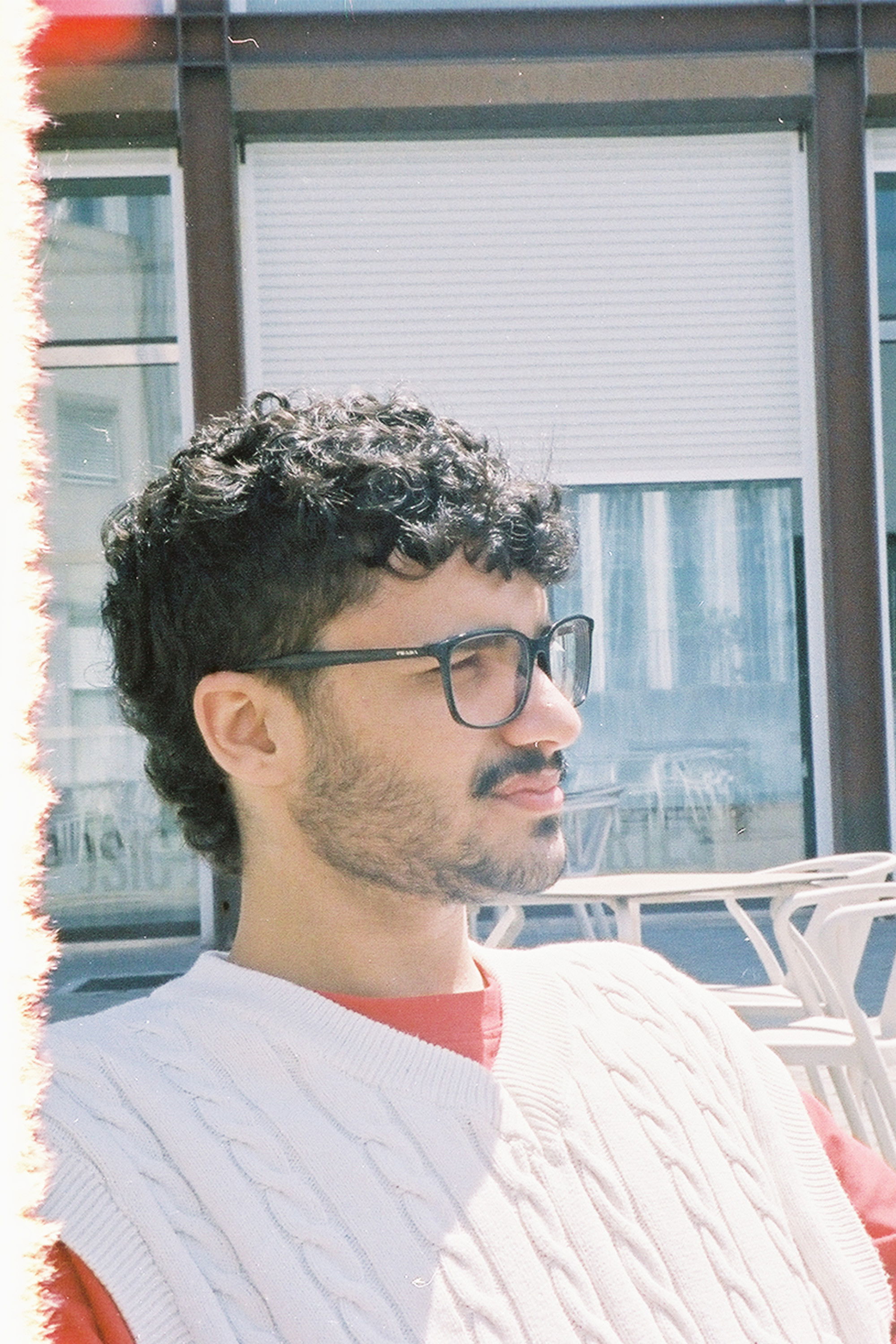 Gabriel Andrade backdrop