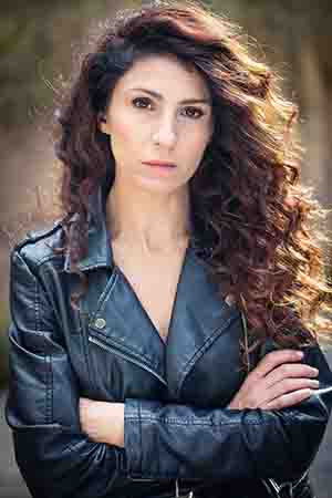 Ester Vinci backdrop