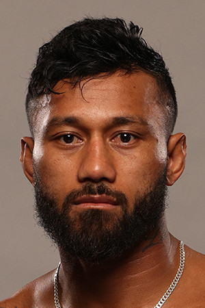 Hunter Ioane backdrop