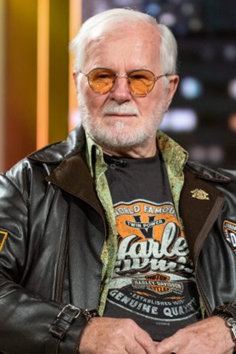 Žika Jelić backdrop