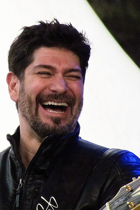 Petar Jelić backdrop