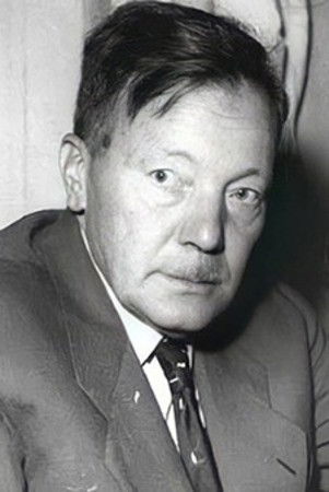 Bayram Al Tunisi backdrop