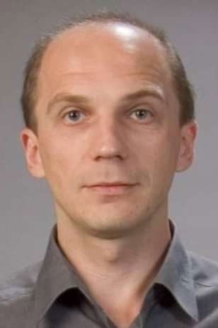 Taras Kurian backdrop