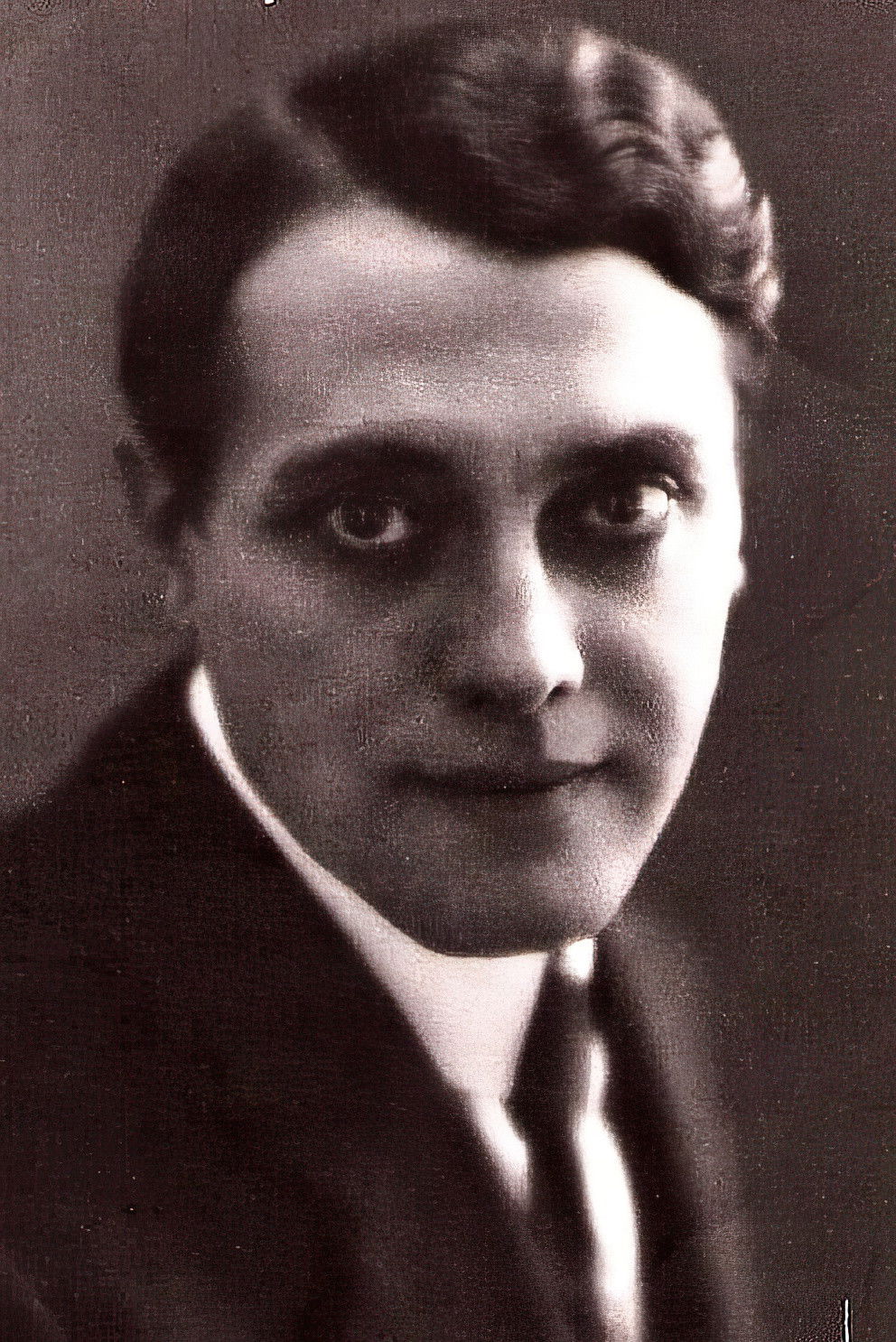 Andrë Habaj backdrop