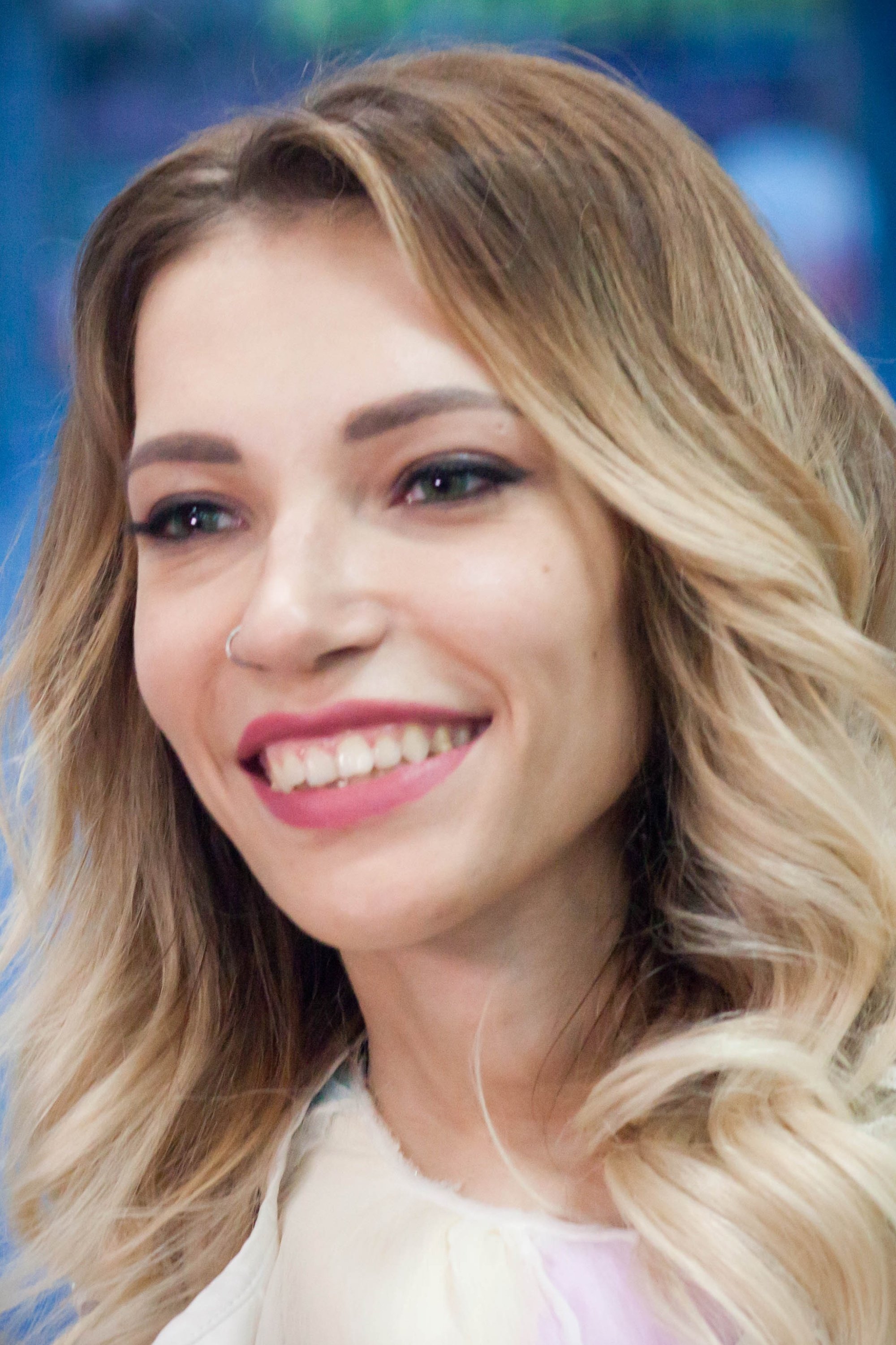 Julia Samoylova backdrop