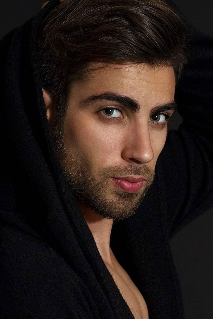 Martín Ciardiello backdrop