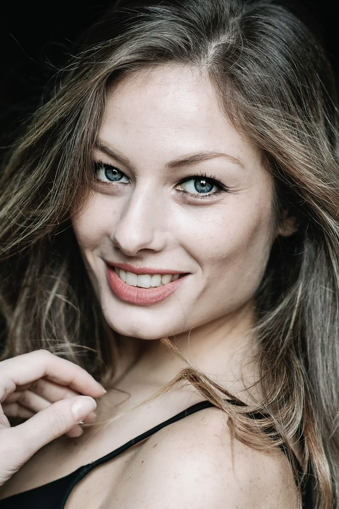 Jessica Ysbelia Botti backdrop