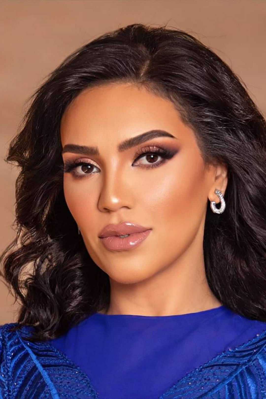 Mayye Farouq backdrop