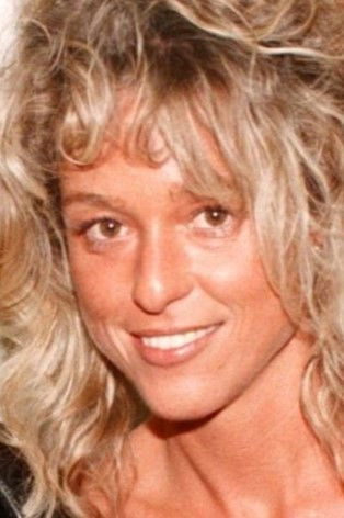 Michaela Herzeg backdrop