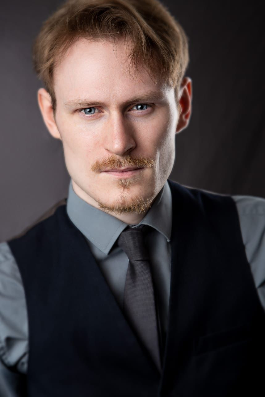 Chris Bamford backdrop