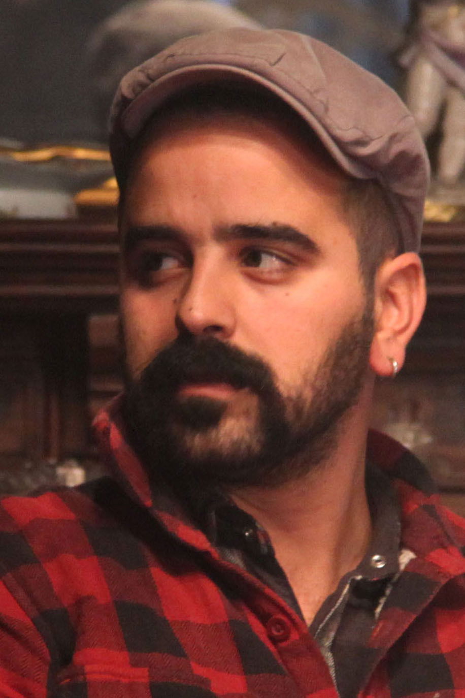 Júlio Alves backdrop