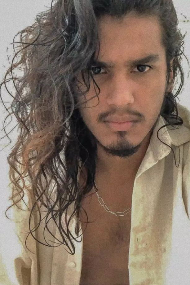 Ian Quimera backdrop