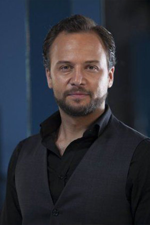 Maxim Khalil backdrop