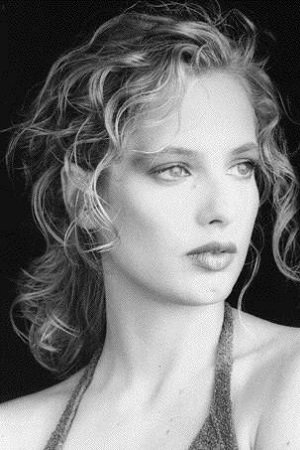 Aisha Cerami backdrop