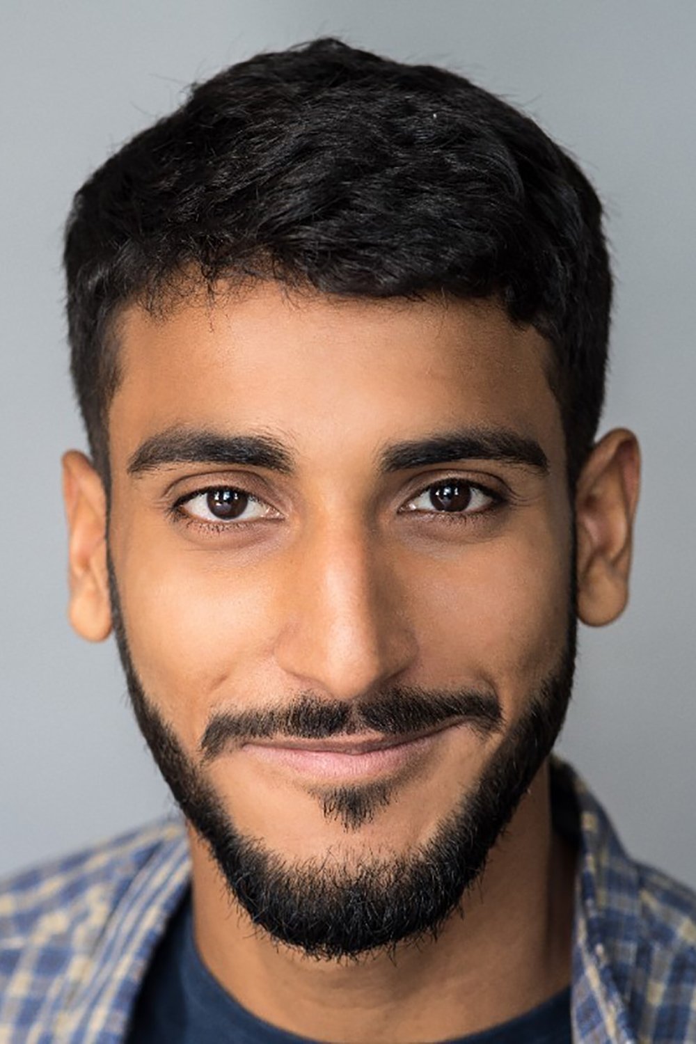 Akshay Khanna backdrop