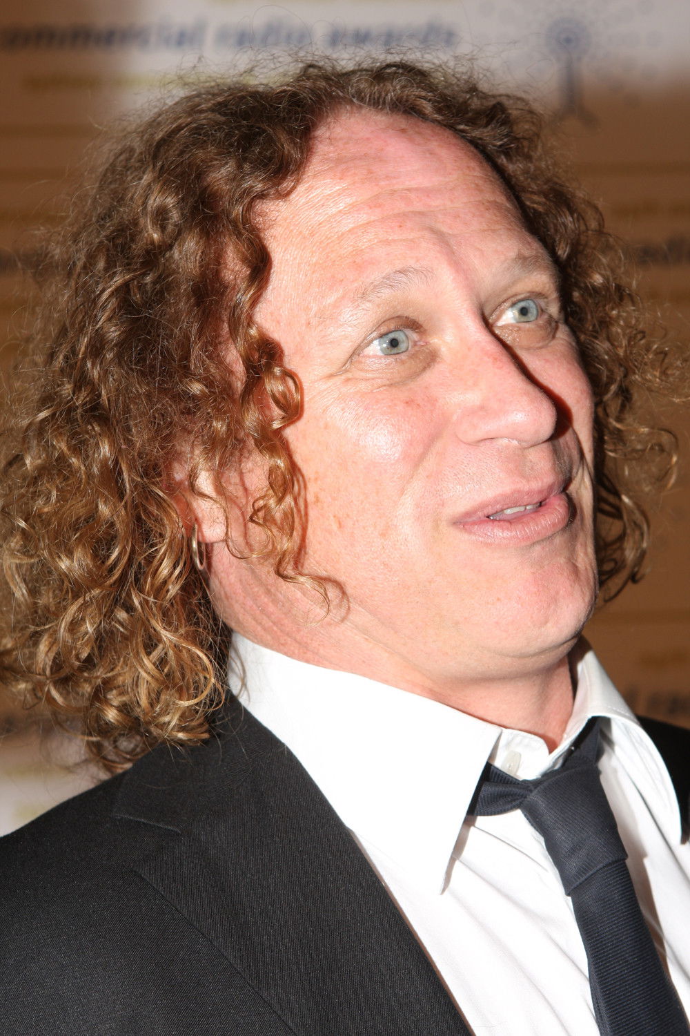 Dave Gleeson backdrop