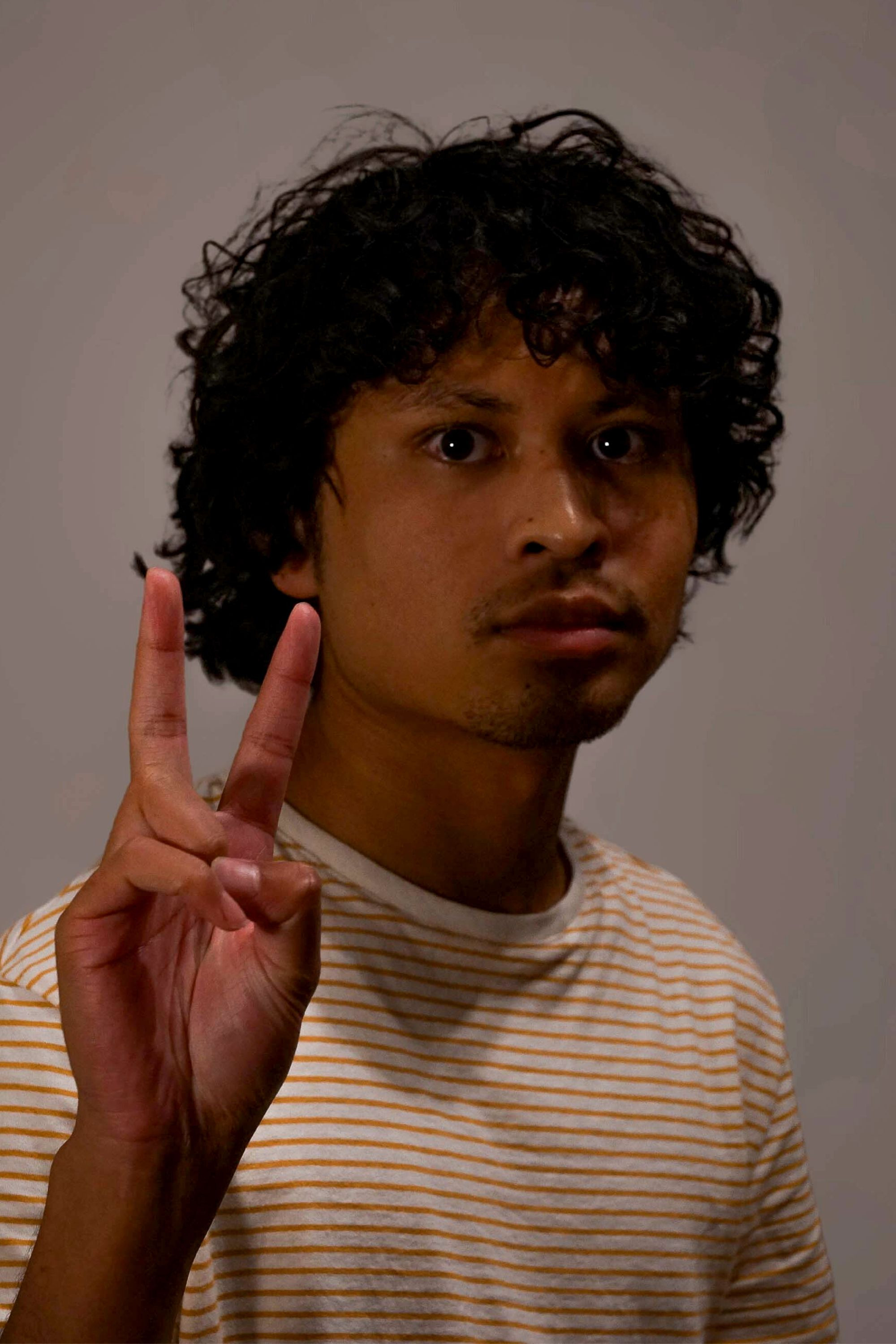 Théo Fragnière backdrop