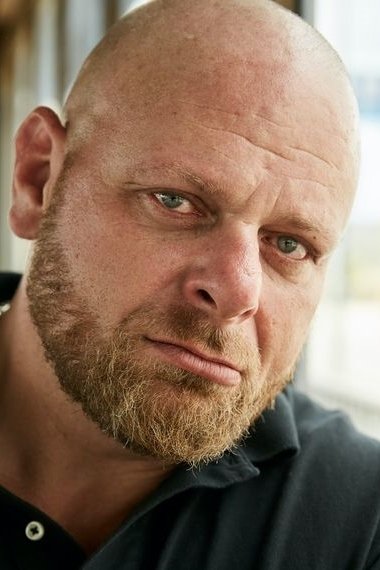 Alex Czerwinski backdrop