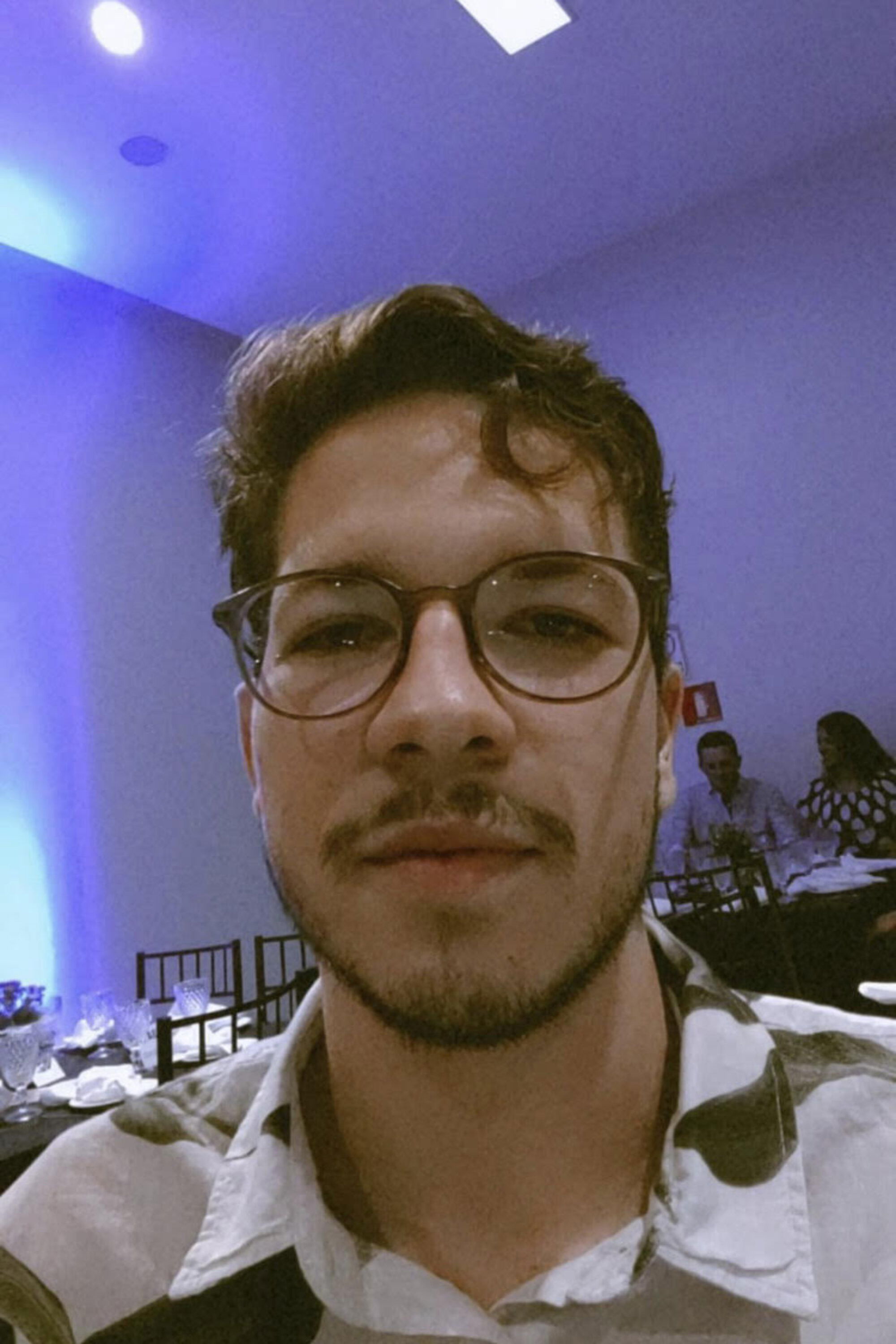 Gustavo Fliegner backdrop