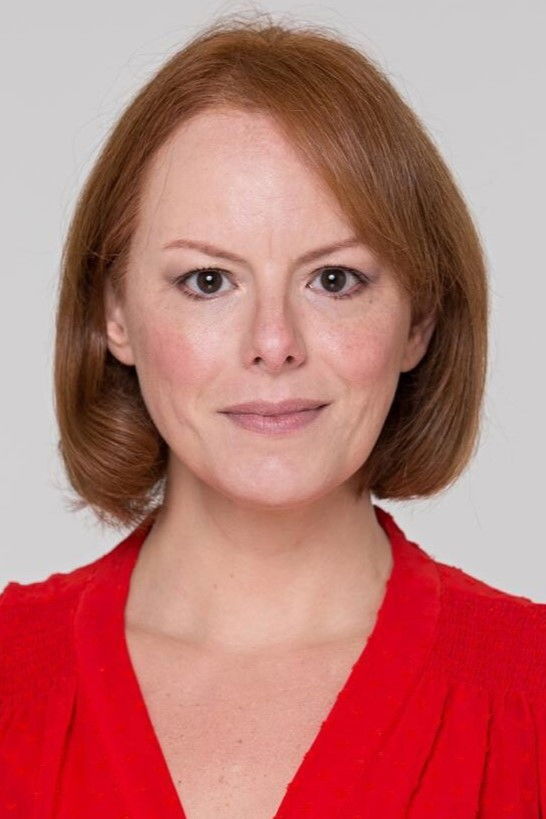 Daniella Pinfildi backdrop