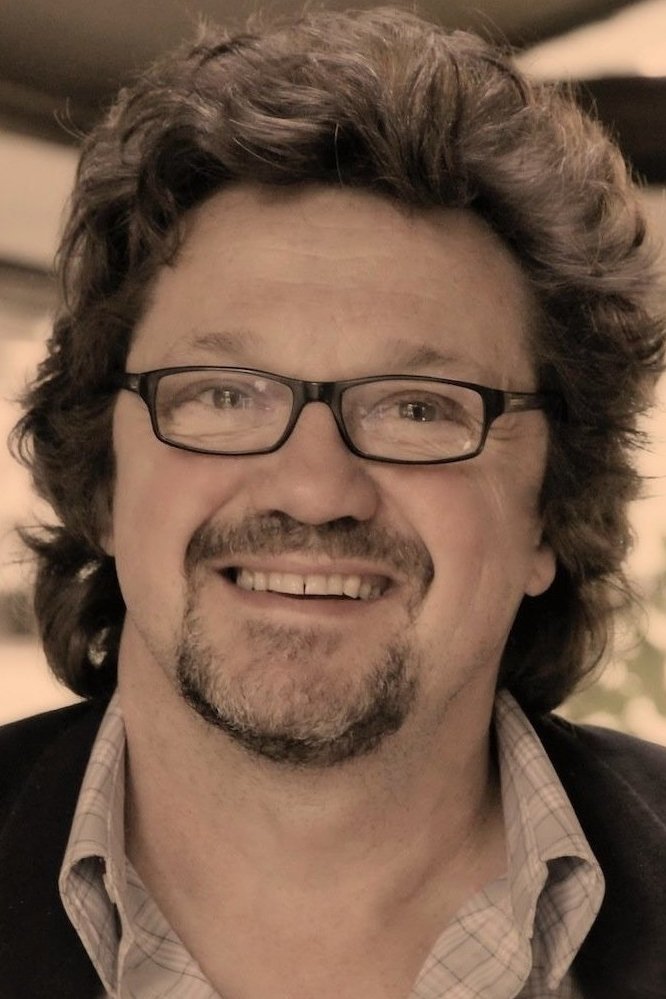 Richard Ciupka backdrop