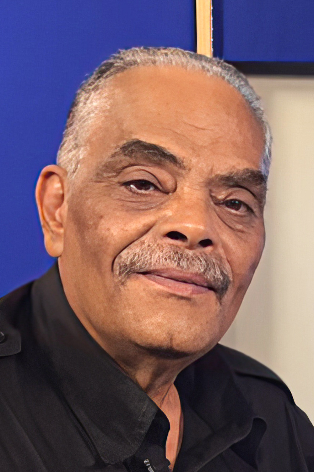 Ashley Laraque backdrop