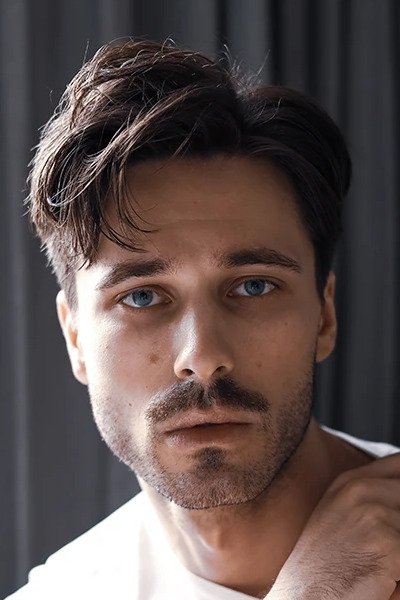 Marcel Opaliński backdrop