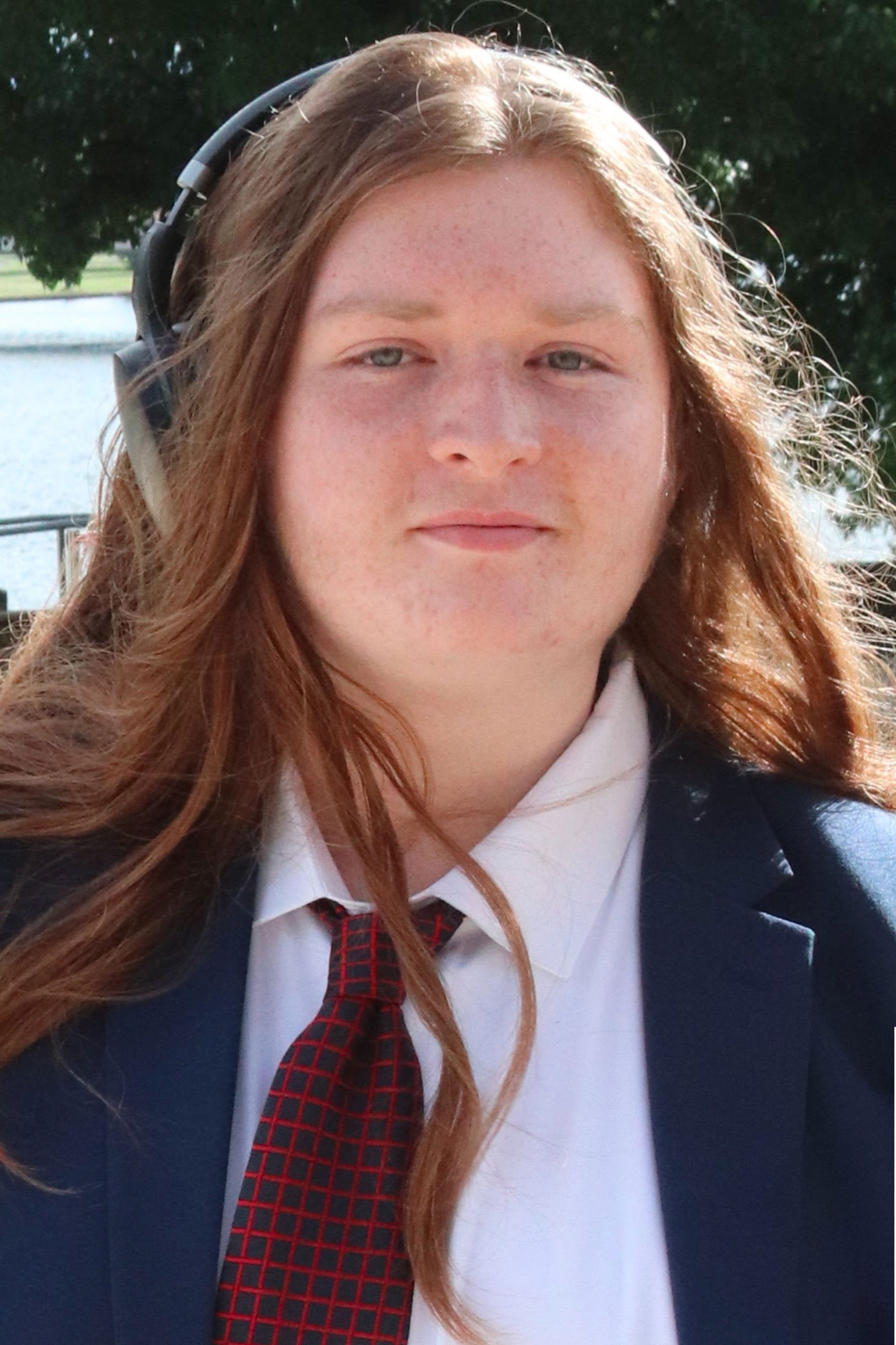 Cadar Saxon backdrop