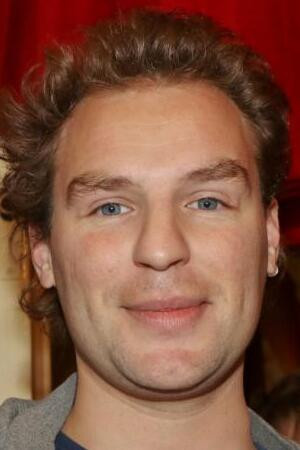 Matijas Danëls backdrop