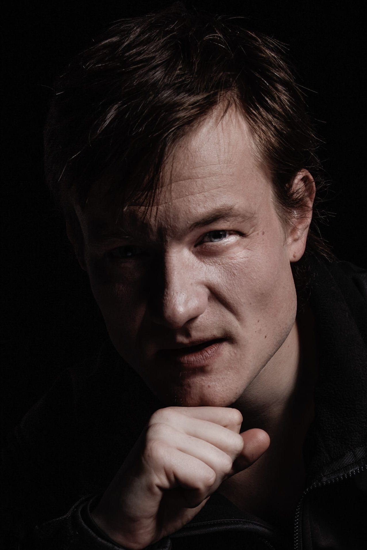 Pavlo Dovhan-Levytskyi backdrop