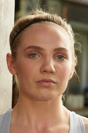 Sophie Alisch backdrop