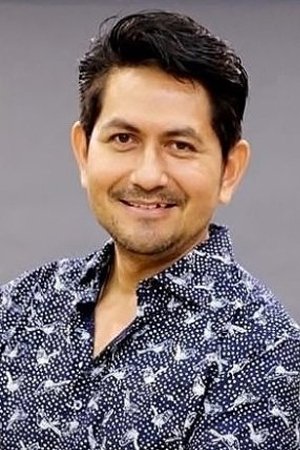 Phanudet Watnasuchart backdrop