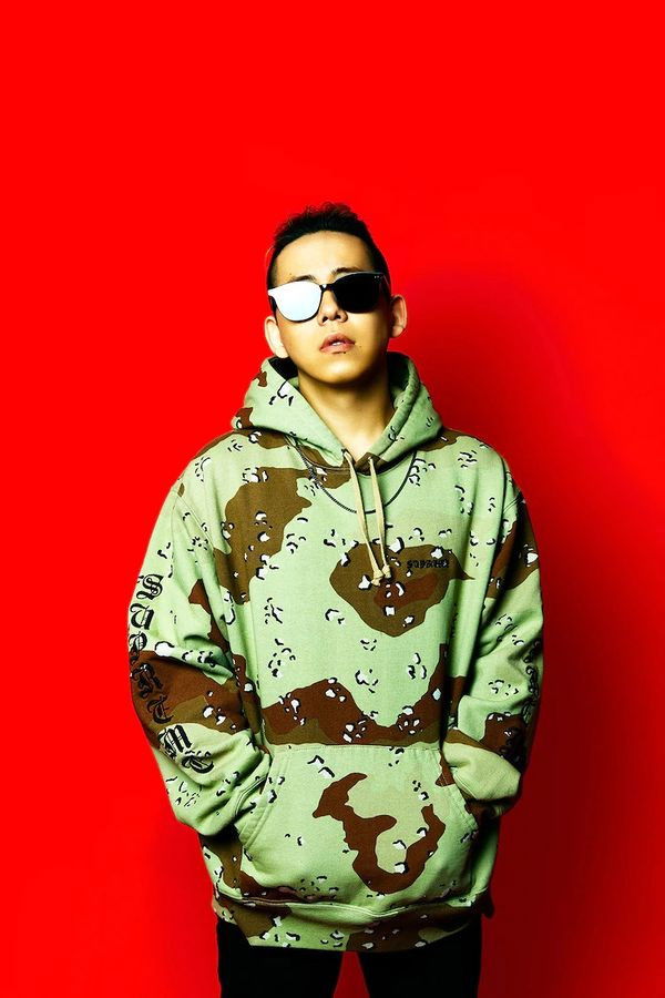 Shota Shimizu backdrop