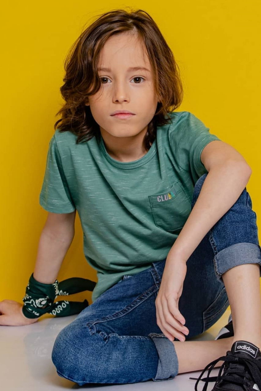 Victor Venâncio backdrop