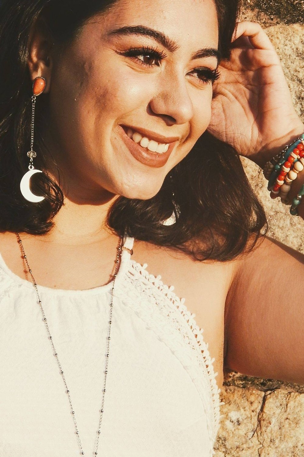 Isabelle Bernardo backdrop