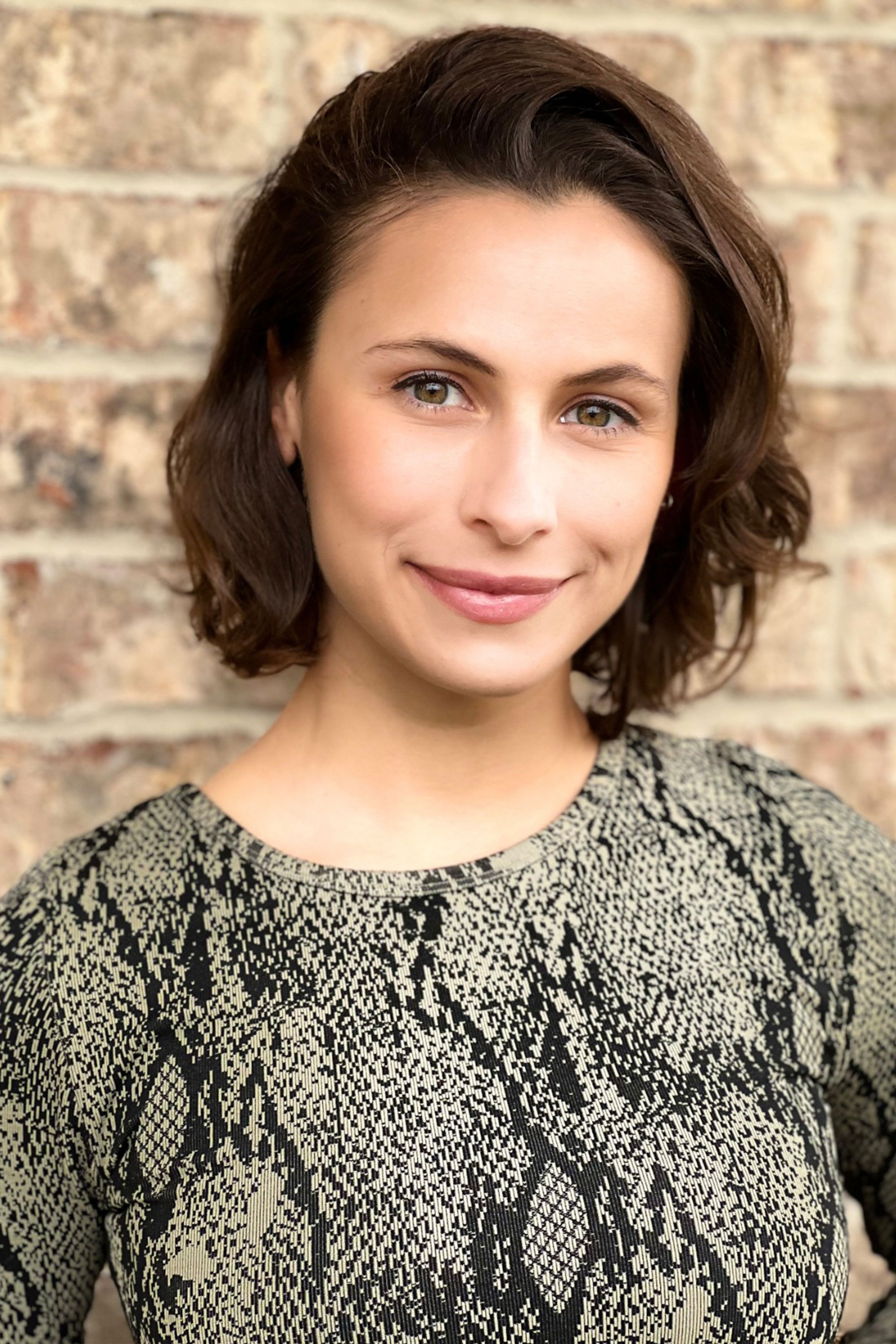 Alexandra DiGiacomo backdrop