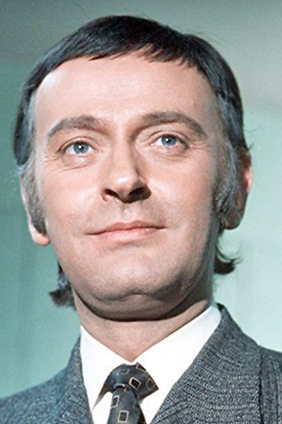 Barrie Ingham backdrop