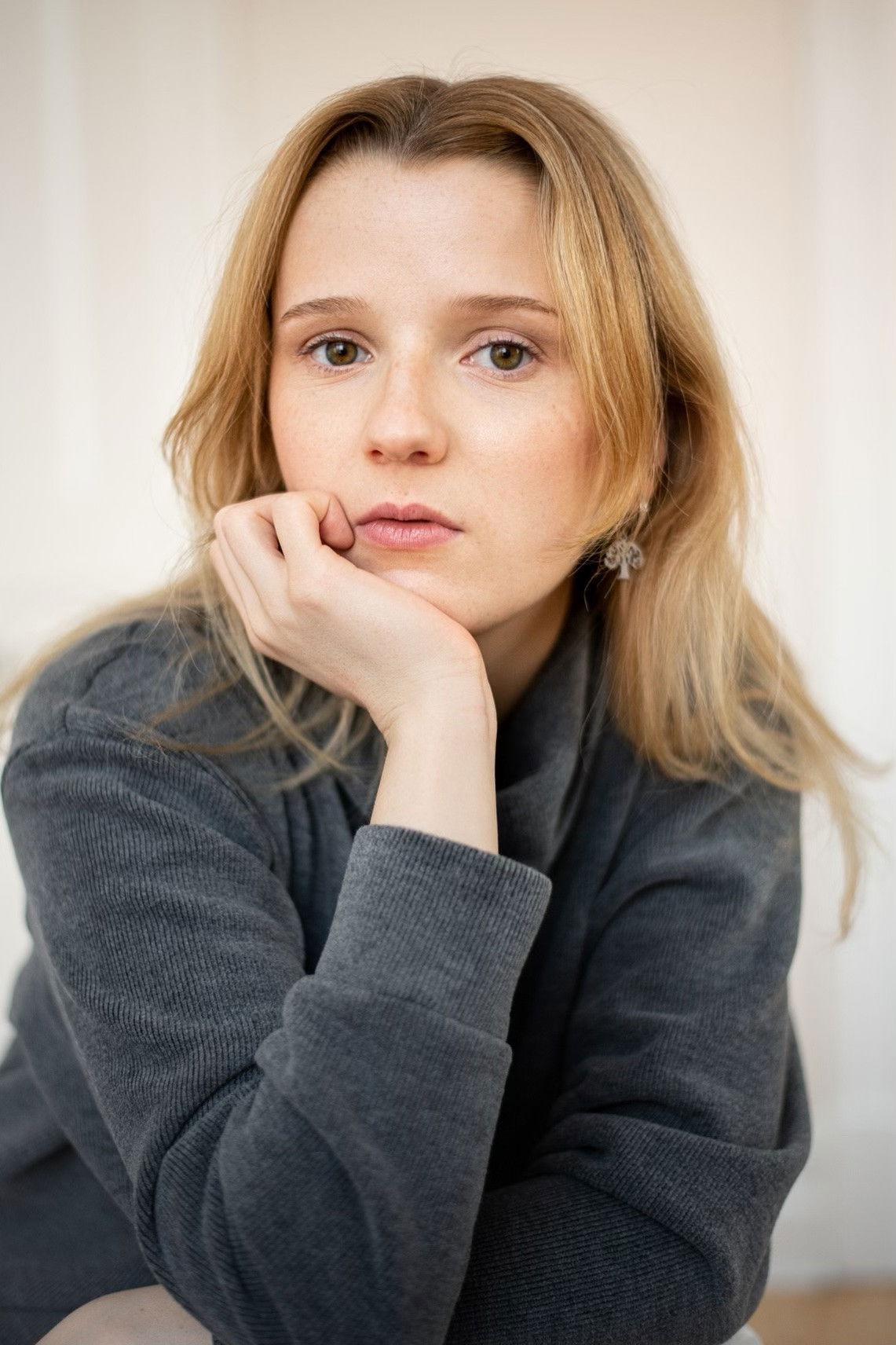 Roxane Lavoie backdrop