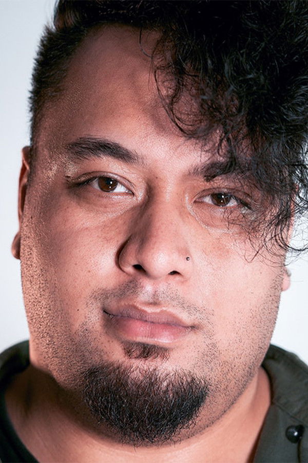 Onetoto Ikavuka backdrop