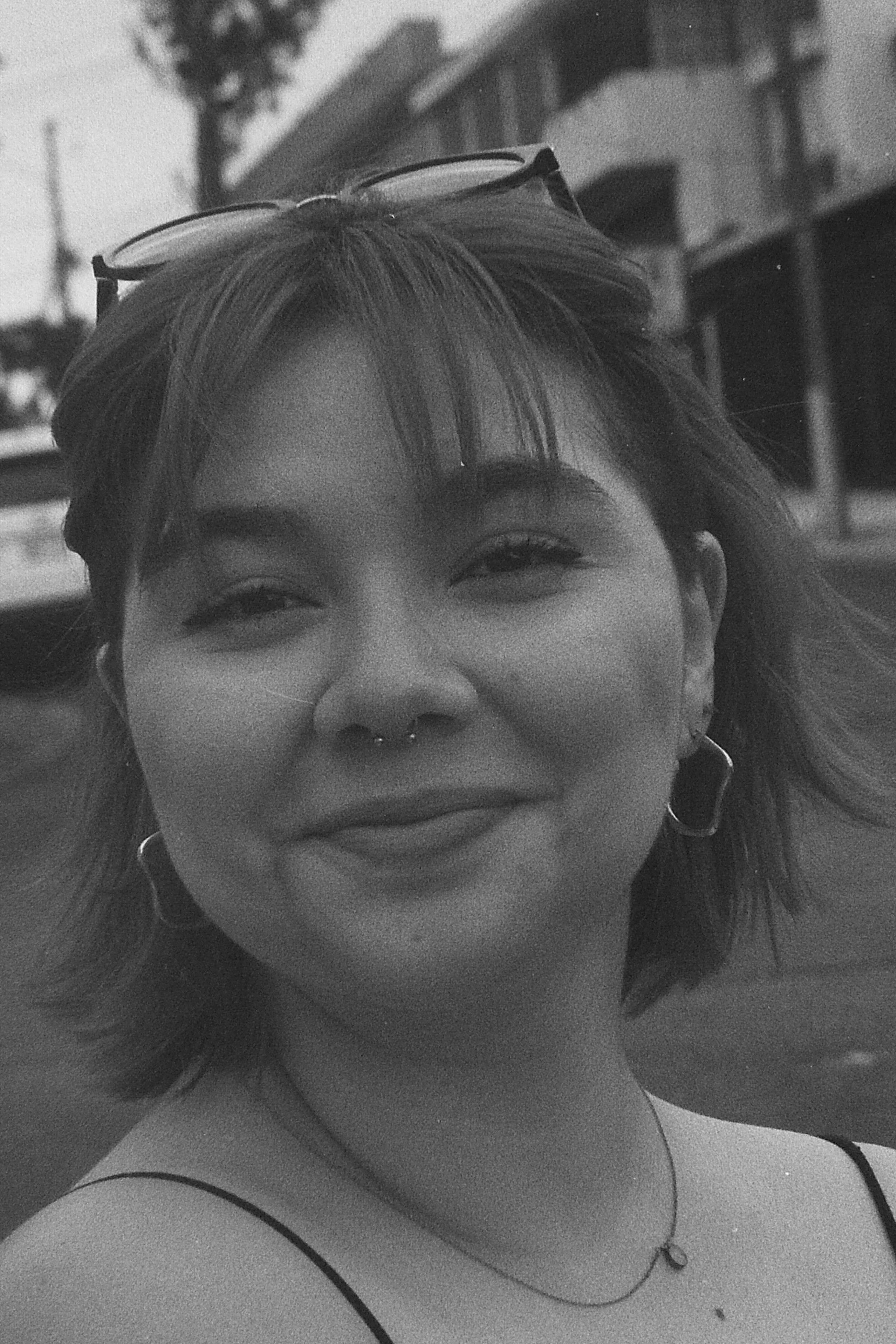 Marilú Rodríguez backdrop