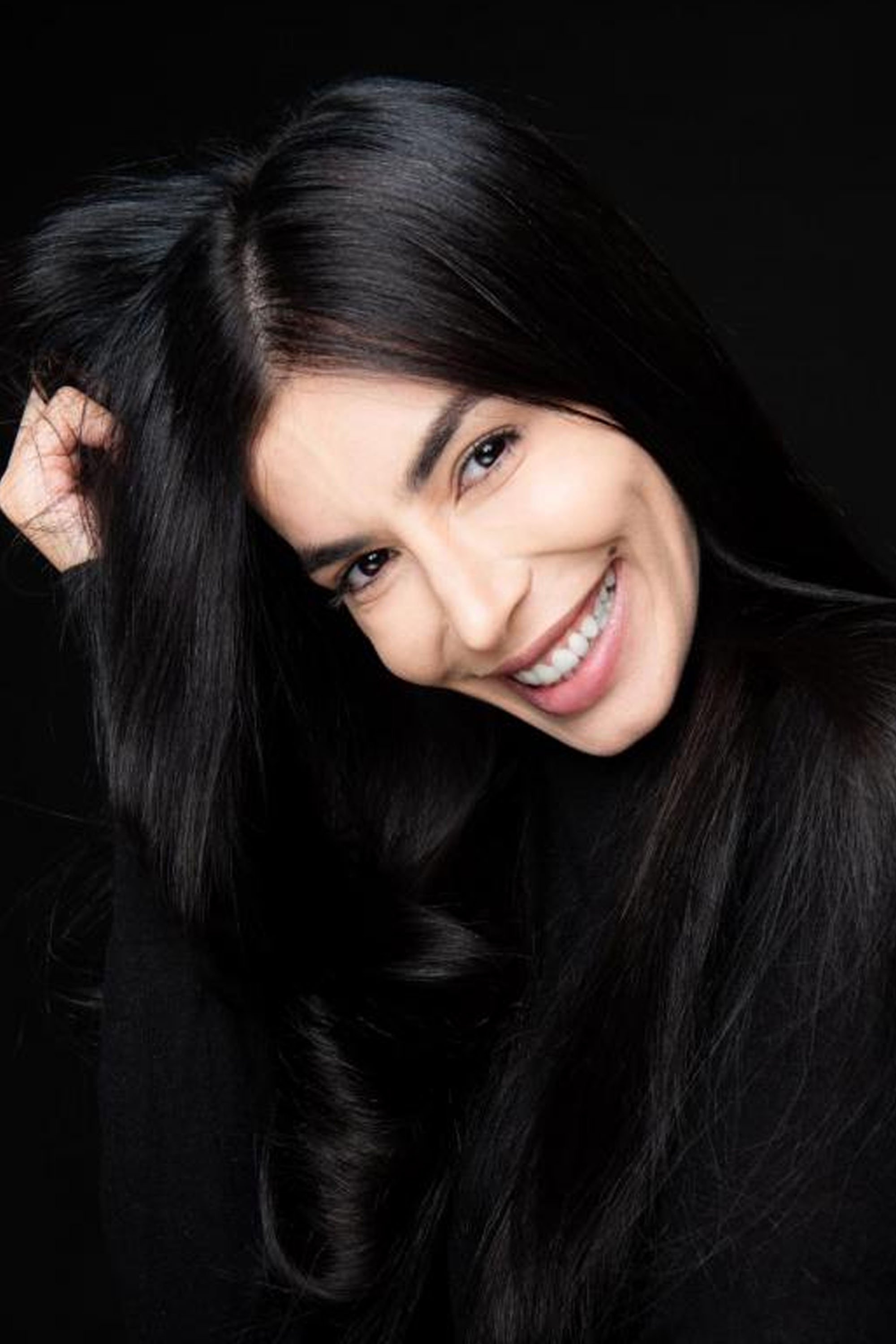 Sarah Guendouz backdrop